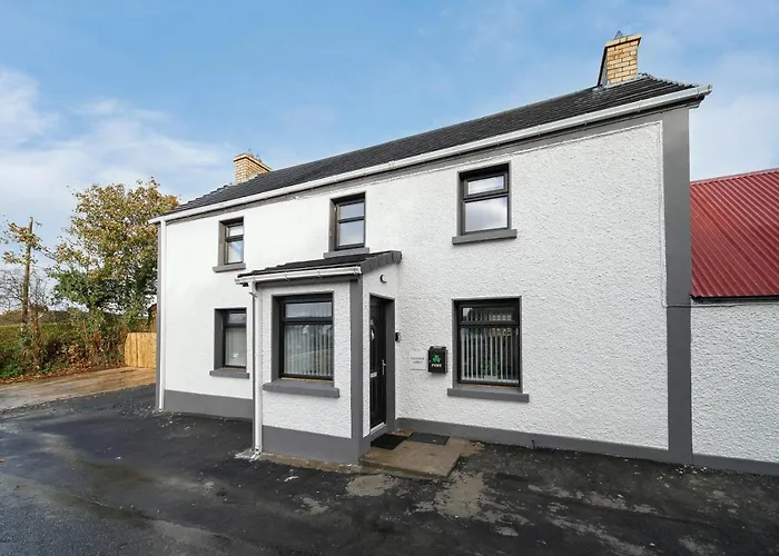 Glenside Abbey 'sleeping 7 Guests' Buncrana