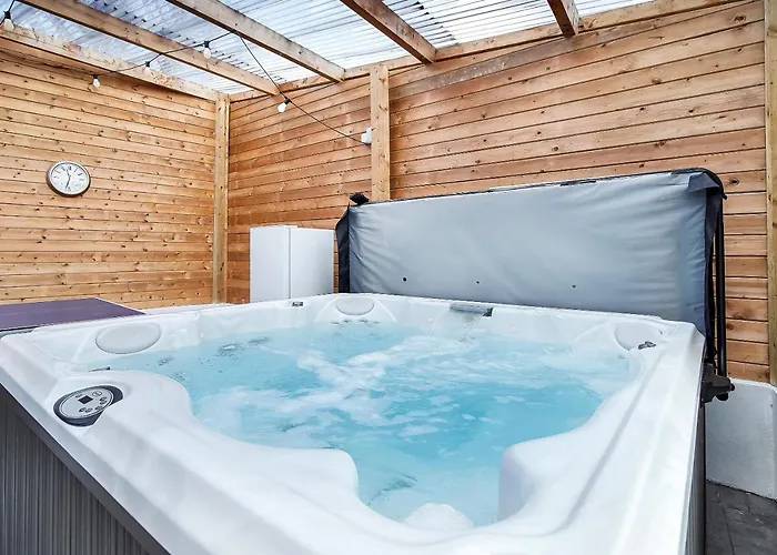 Glenside Abbey 'sleeping 7 Guests' Buncrana