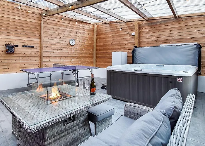 Glenside Abbey 'sleeping 7 Guests' Villa Buncrana