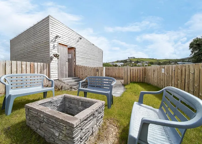 Glenside Abbey 'sleeping 7 Guests' Buncrana