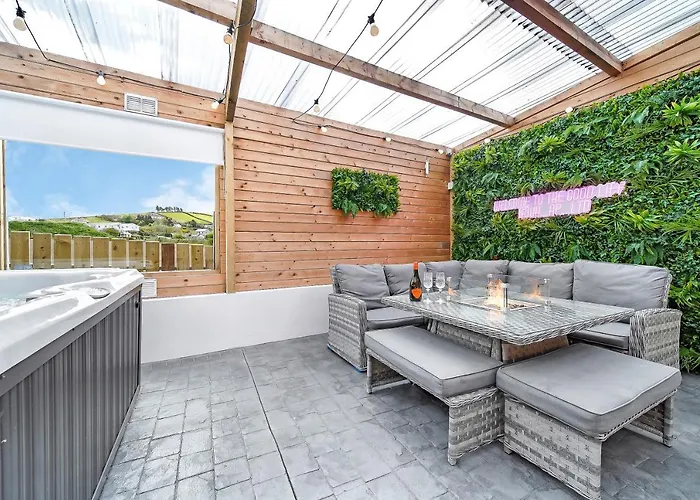 Glenside Abbey 'sleeping 7 Guests' Villa Buncrana