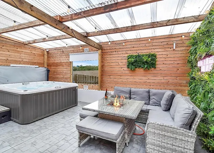 Glenside Abbey 'sleeping 7 Guests' Villa Buncrana